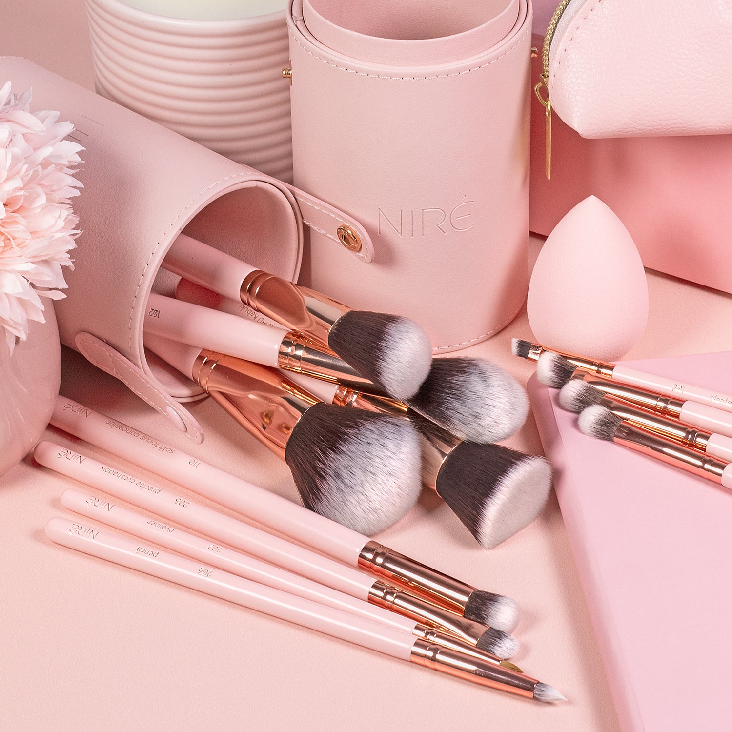 Artistry Set (Rose Gold & Pink Edition)