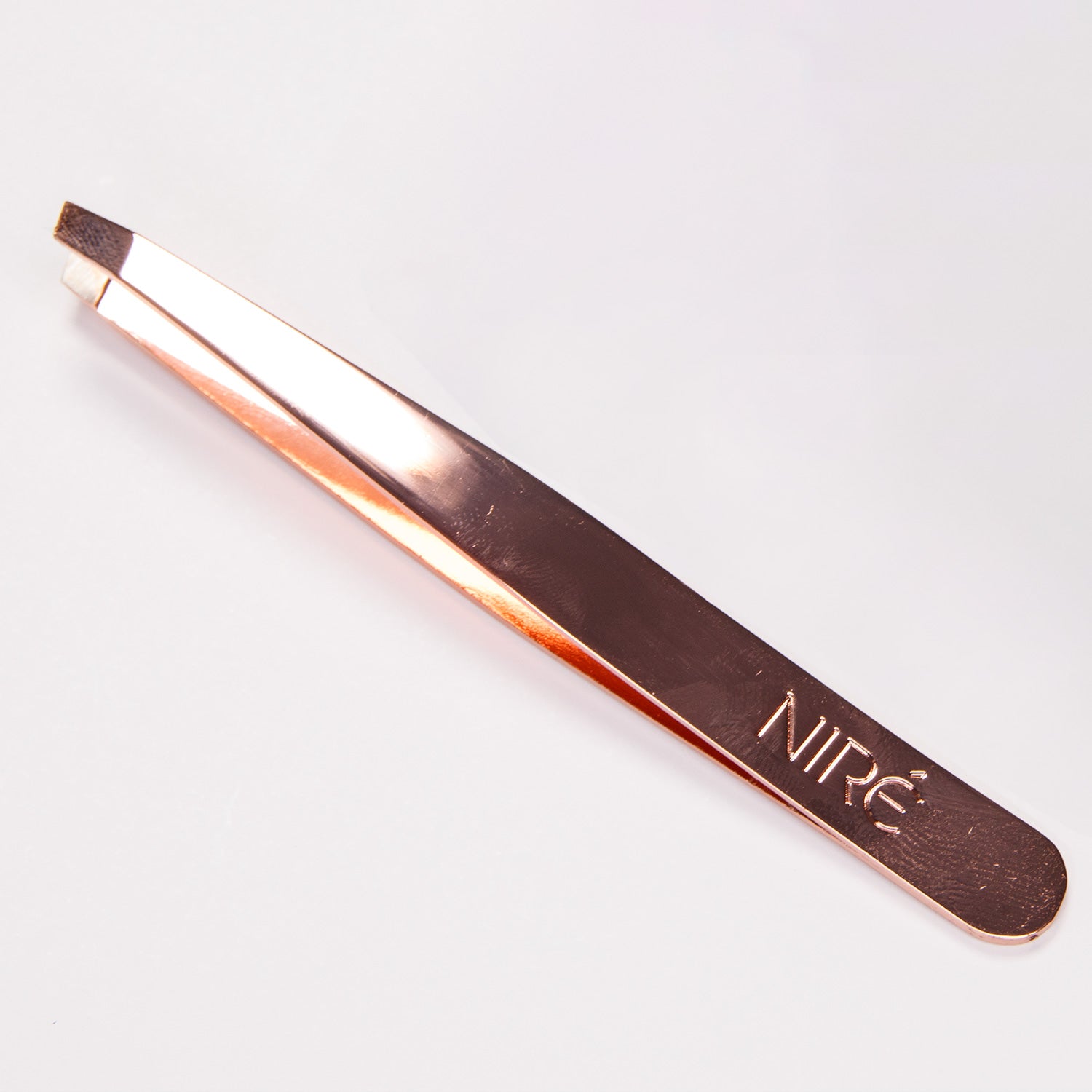 Slanted Tweezers