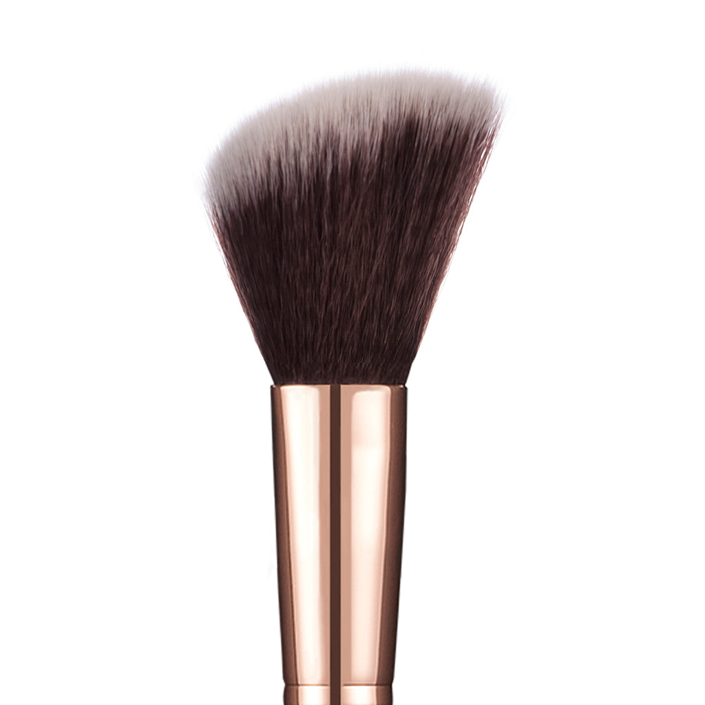 104 Angled Blush Brush - Niré Beauty
