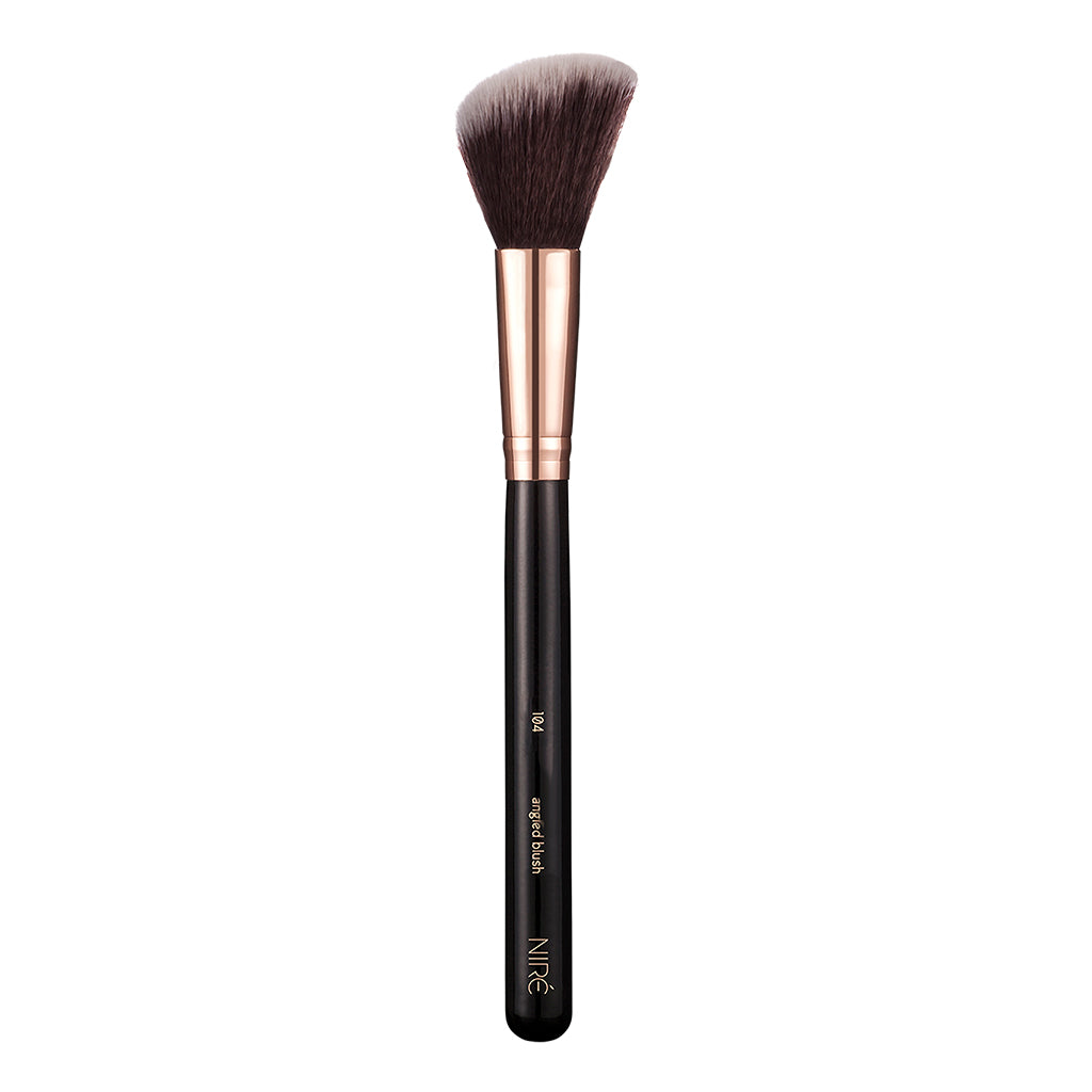 104 Angled Blush Brush - Niré Beauty