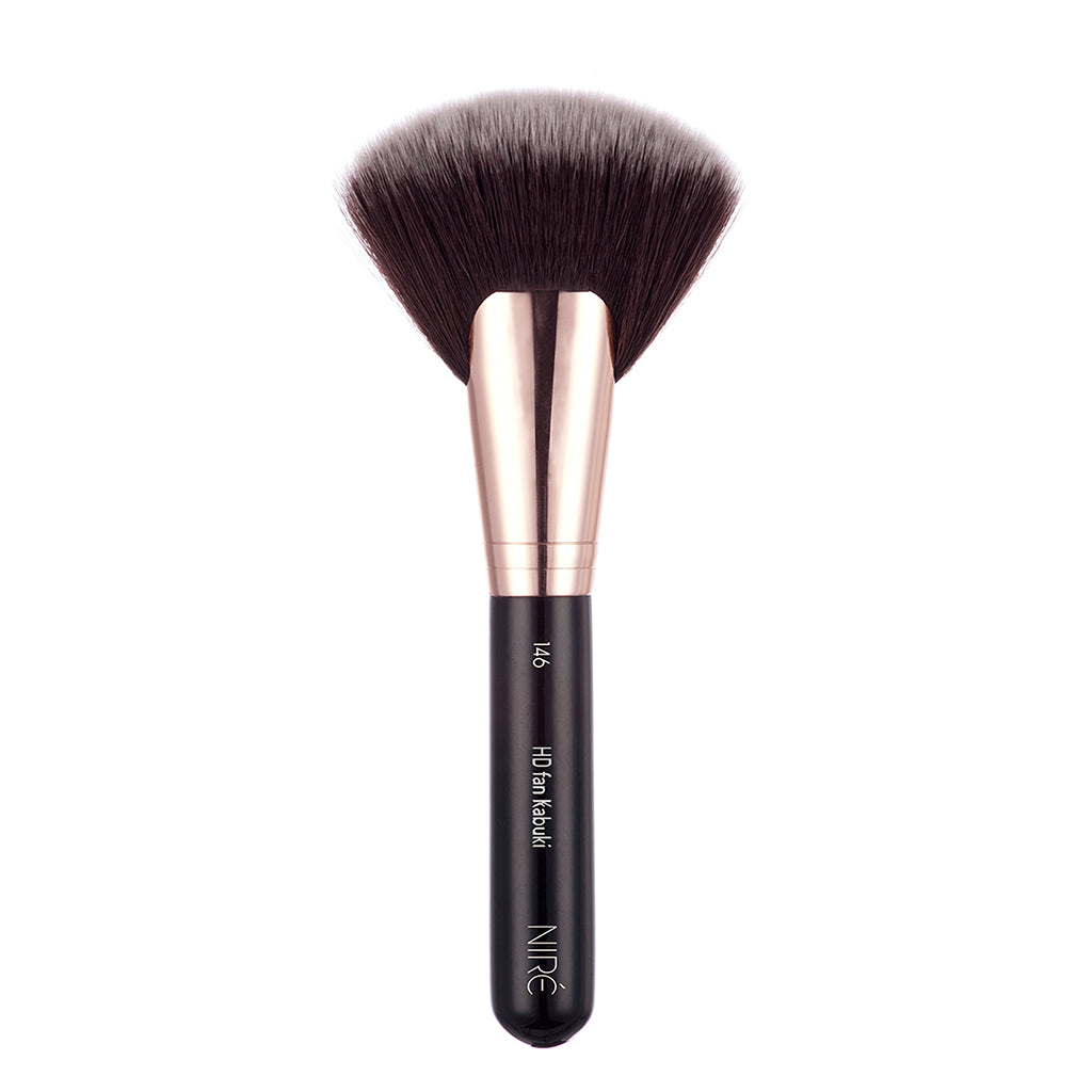 146 HD Fan Kabuki - Niré Beauty